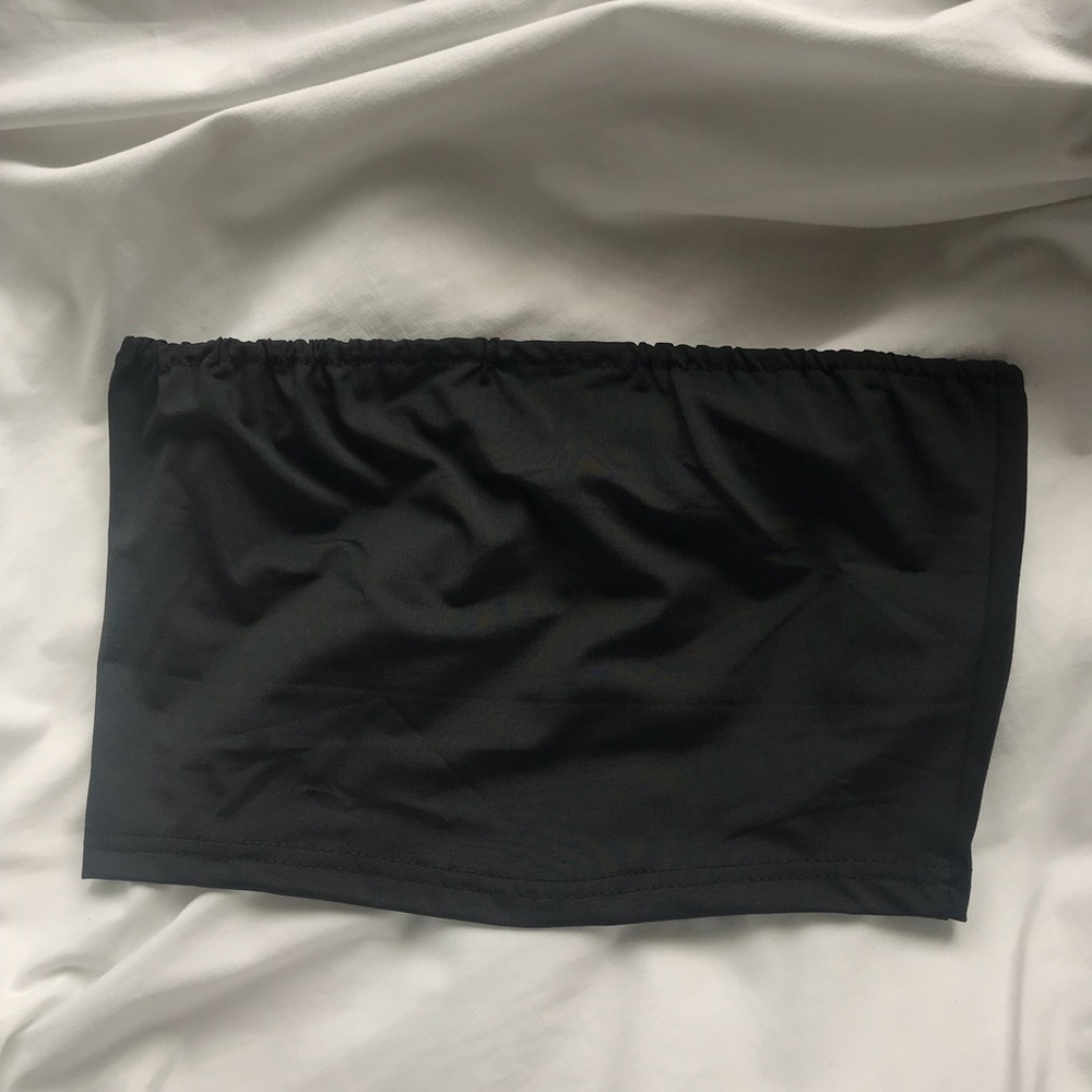 Cropped tube top